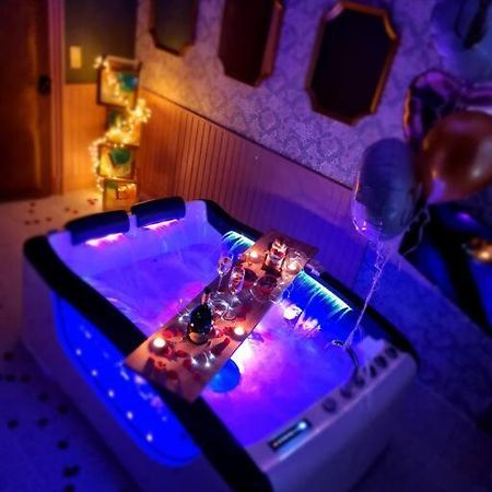 Royal Room Jacuzzi Haut De Gamme Centre Ville Mulhouse Bagian luar foto