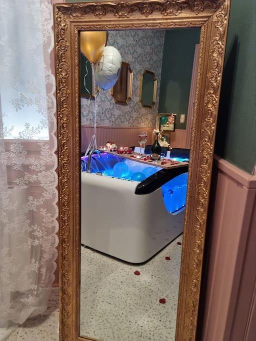Royal Room Jacuzzi Haut De Gamme Centre Ville Mulhouse Bagian luar foto