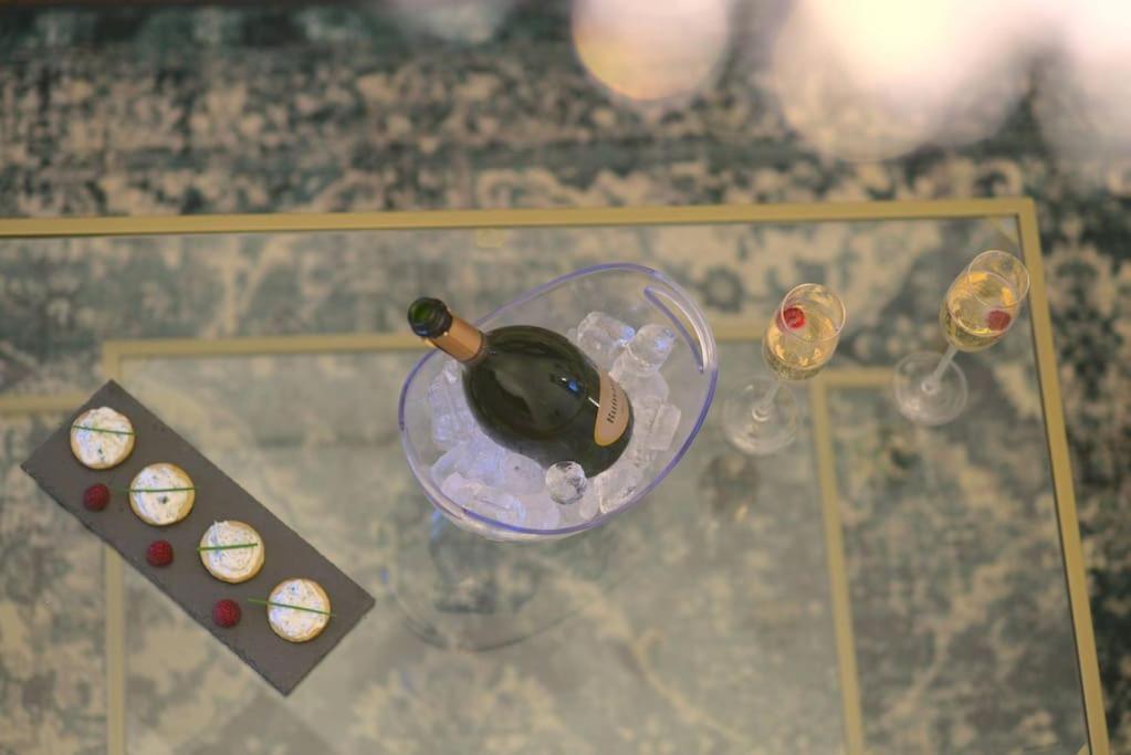 Royal Room Jacuzzi Haut De Gamme Centre Ville Mulhouse Bagian luar foto